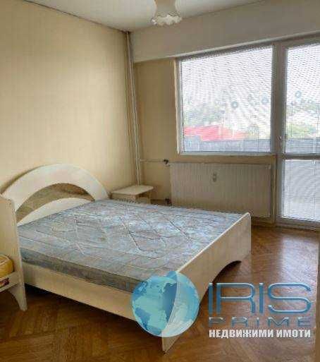 Продава се Двустаен апартамент в Шумен, Тракия - 59 кв.м за 1323 €/кв.м - Снимка #1