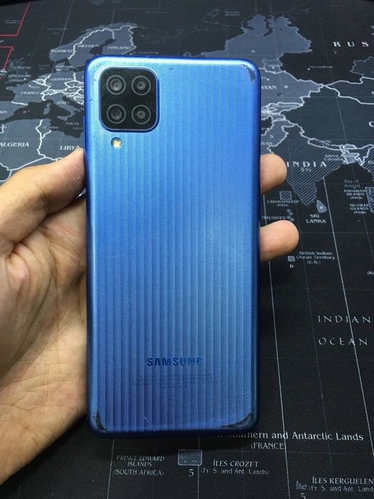 Samsung M12 blue 64gb