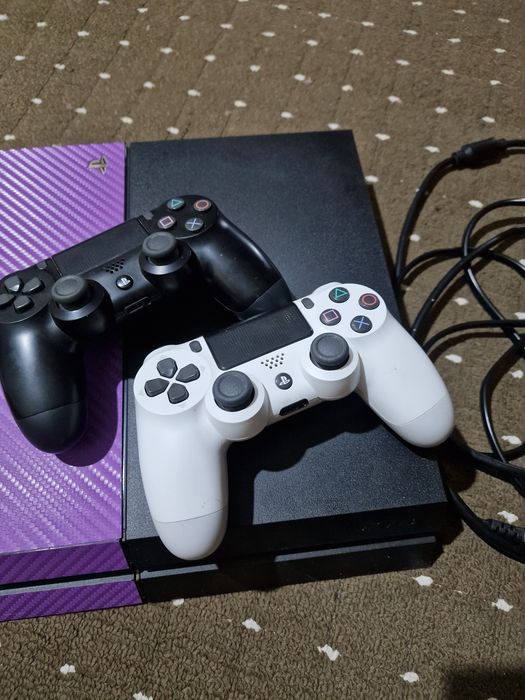 Игровая консоль 'Play station 4 original'