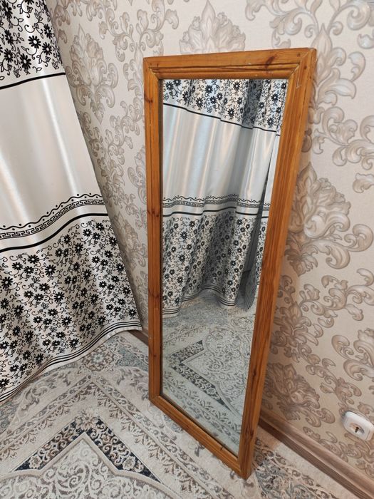 Зеркало настенное