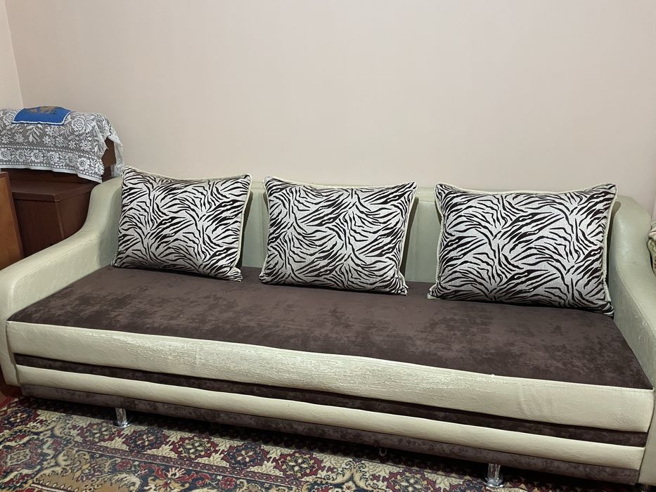 Продам диван кровать в хорошем состоянии