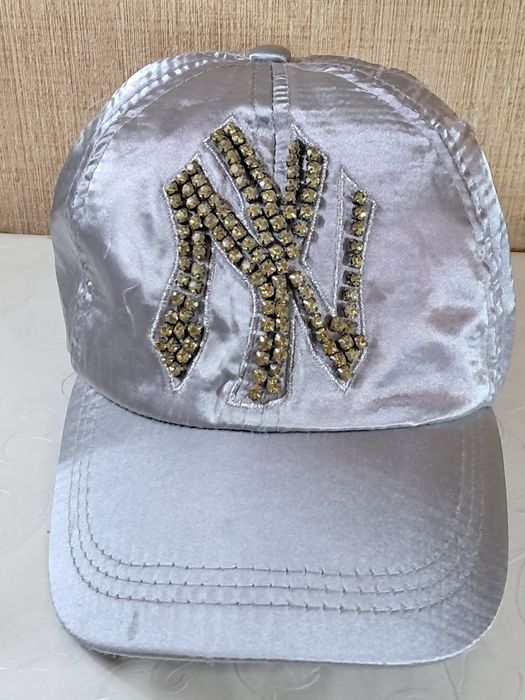 Продам фетровую шляпу, бейсболки