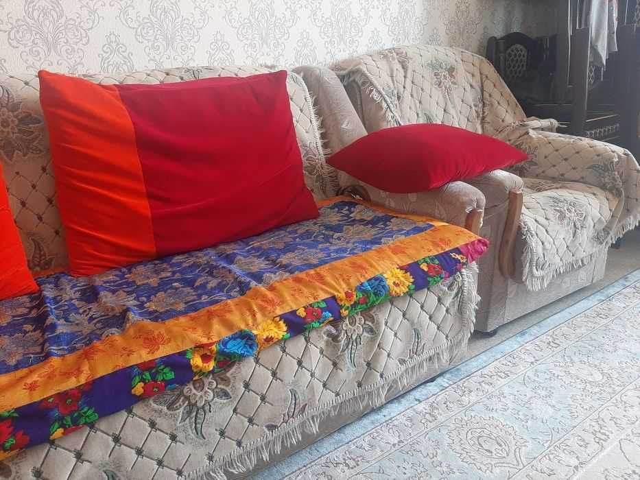 Продам Уютный диван для дома