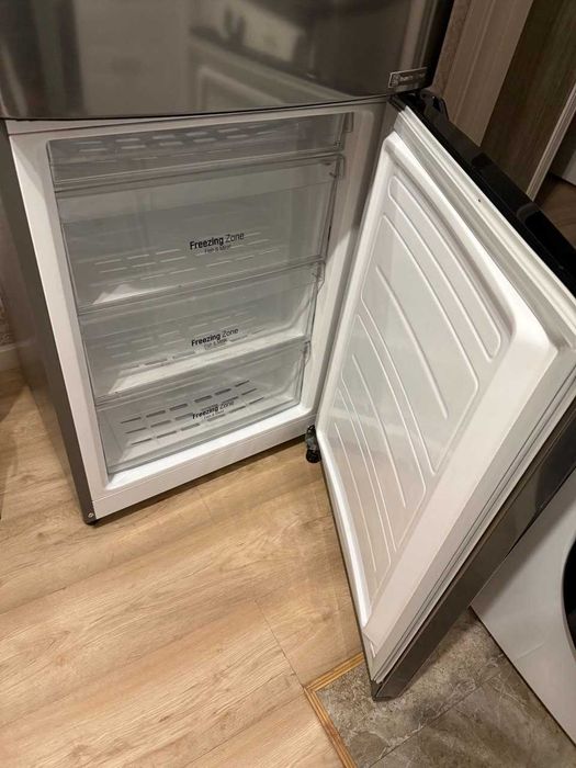 Продам холодильник  LG