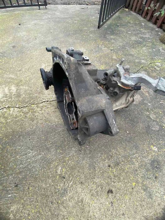 Скоростна кутия 5-степенна от голф 4-ка 90/110кс