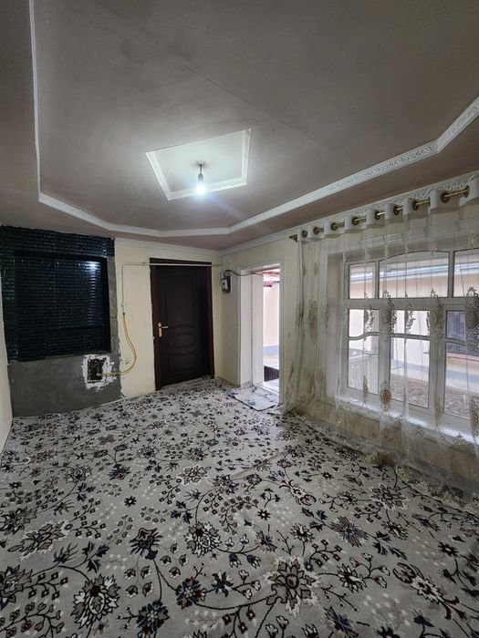 Zudlik bilan uy sotiladi !