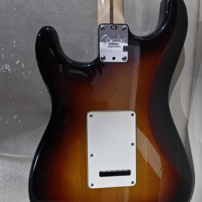 FENDER stratocaster
