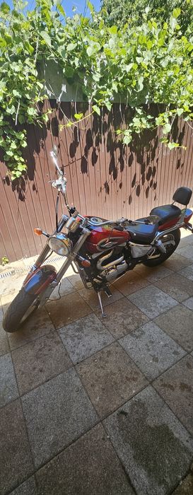 SUZUKI Marauder  800