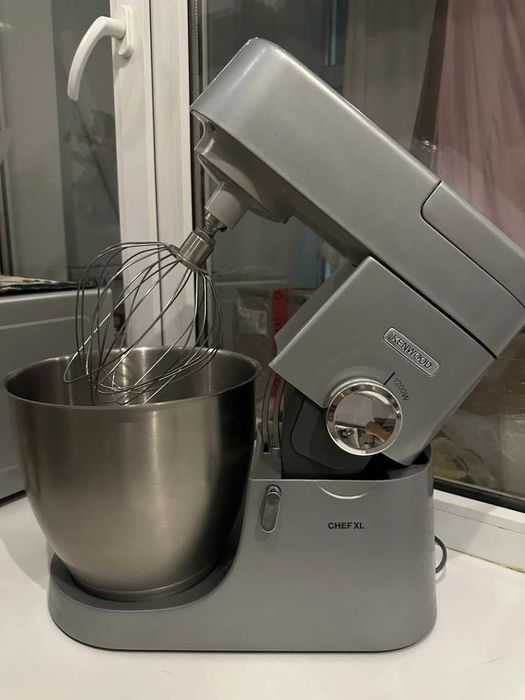 Планетарный миксер Kenwood Chef XL