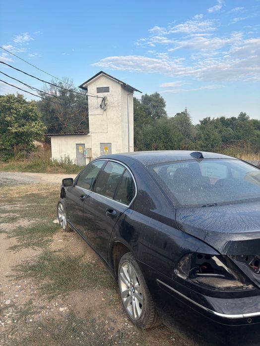 Автомобил на части