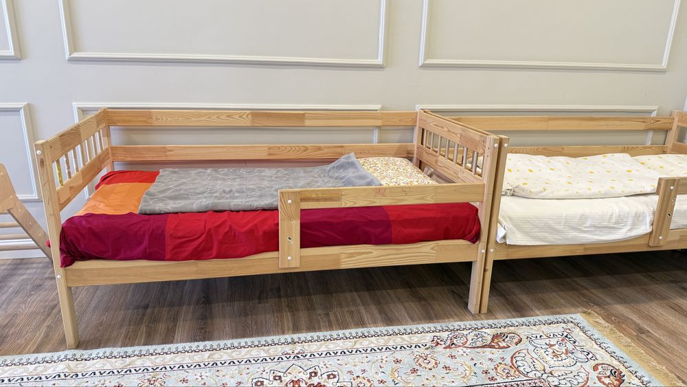 Детские кровати 2 шт продам