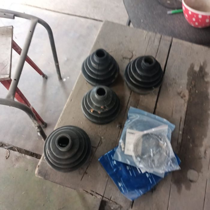 Запчасти на Ауди A4 2.8