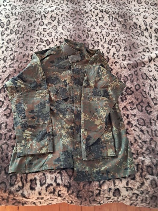 Ризи от парадна униформа и други