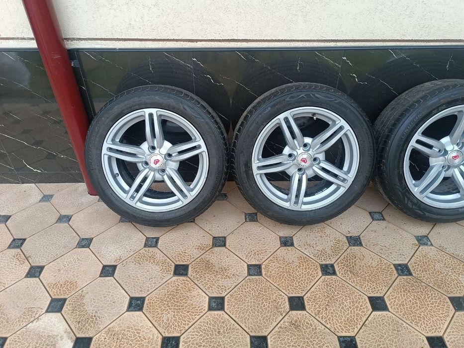 Vossen Diska balon 195 55 R15 Holati yaxshi