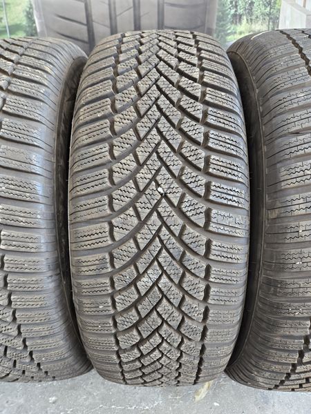 236/60/18 BRIDGESTONE 4бр
