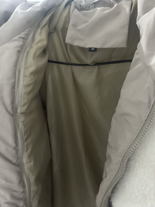 3–4 marta kiyilgan kurtka – a’lo holatda