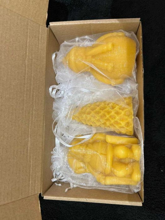 Свещи от 100% пчелен восък - ръчна изработка, идеални за подарък