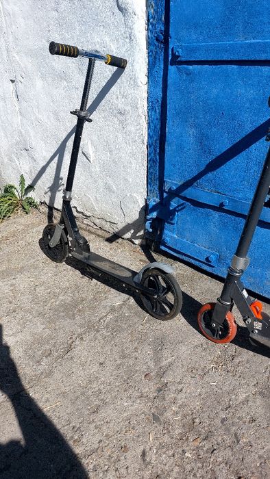 Продам детские самокаты