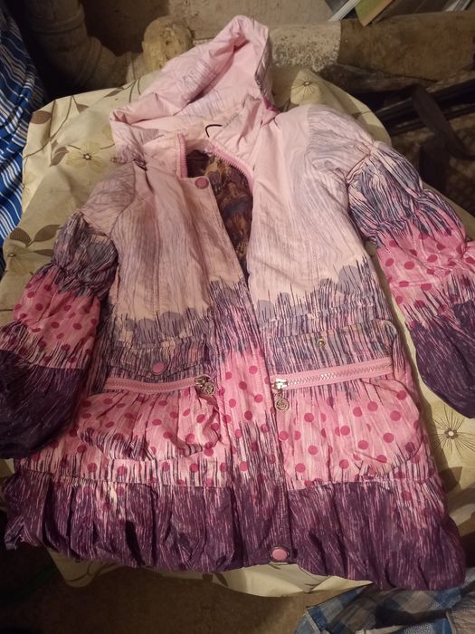 Продам срочно куртки