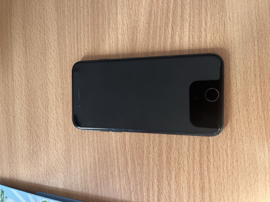 Айфон 7. 100% 128 гб