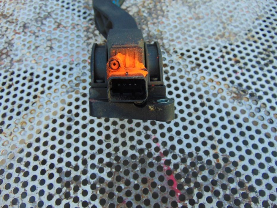 Pedala acceleratie Peugeot 307cc 307 cod 9647781380