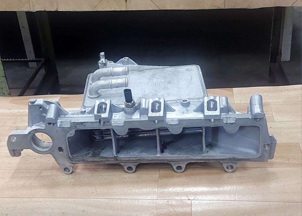 Продавам интеркулер за пасат б8