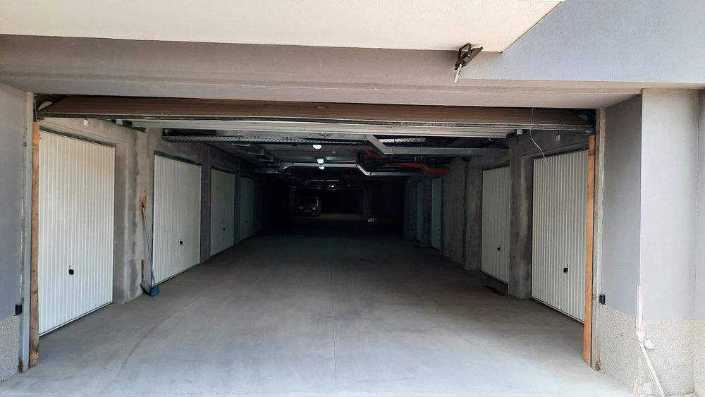 Дава се под наем Гараж / Паркомясто в София, Студентски град - 22 кв.м за 122.4 € - Снимка #2