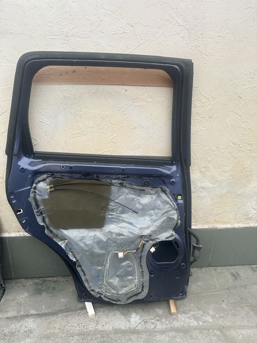 Дверь на Митсубиси