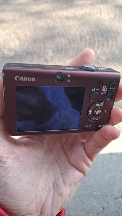 Компактен дигитален фотоапарат Canon PowerShot SD1100 IS