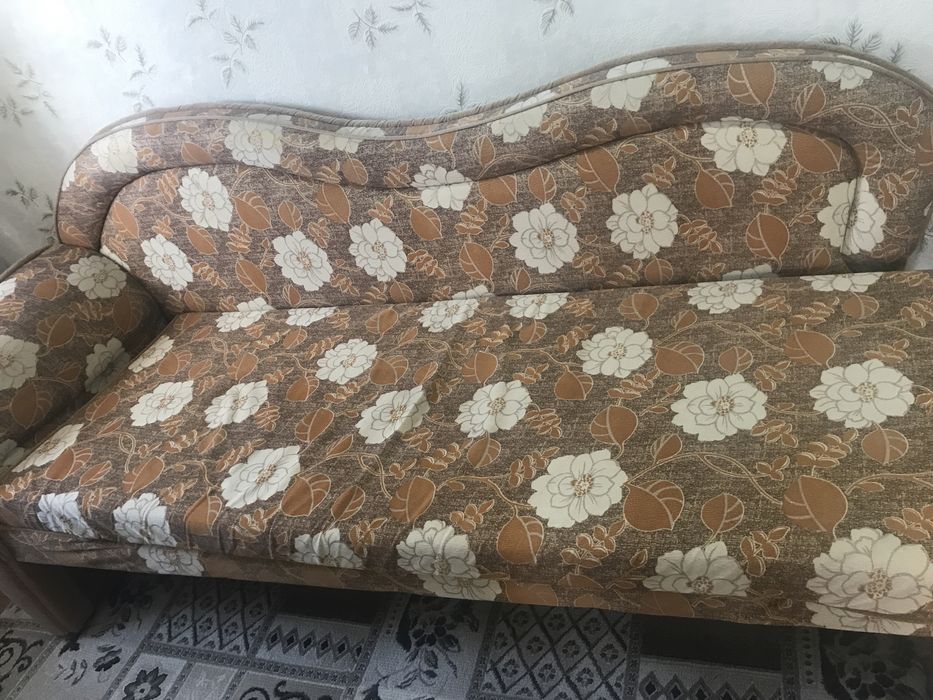 Продам софу,с выдвижным отделом