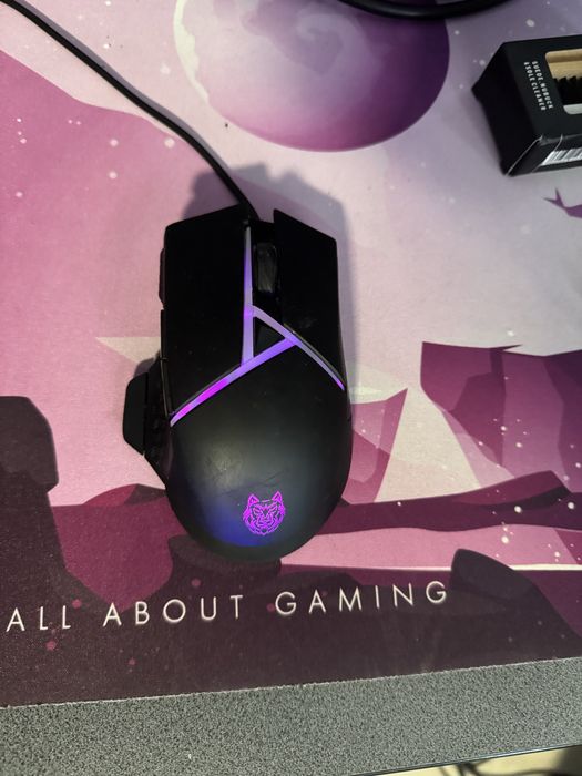 Mouse cu fir negru RGB Wolf Gaming
