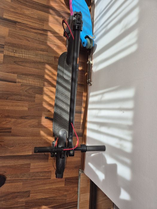 Trotineta xianomi absolut funcțională nu are nici o problema