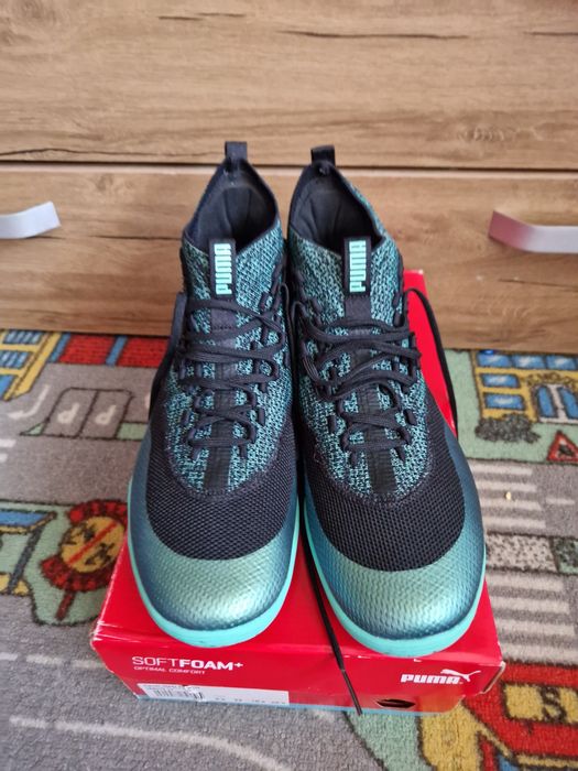 Adidasi Puma , mărimea 44