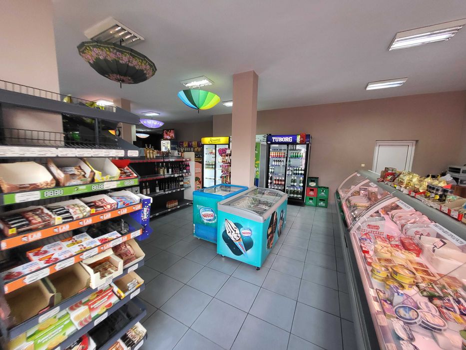 Дава се под наем Магазин в с. Братаница, Област Пазарджик - 400 кв.м за 510 € - Снимка #3