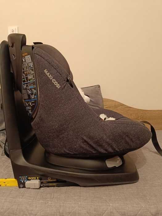 Детско столче за кола Maxi Cosi Axiss Fix 360°