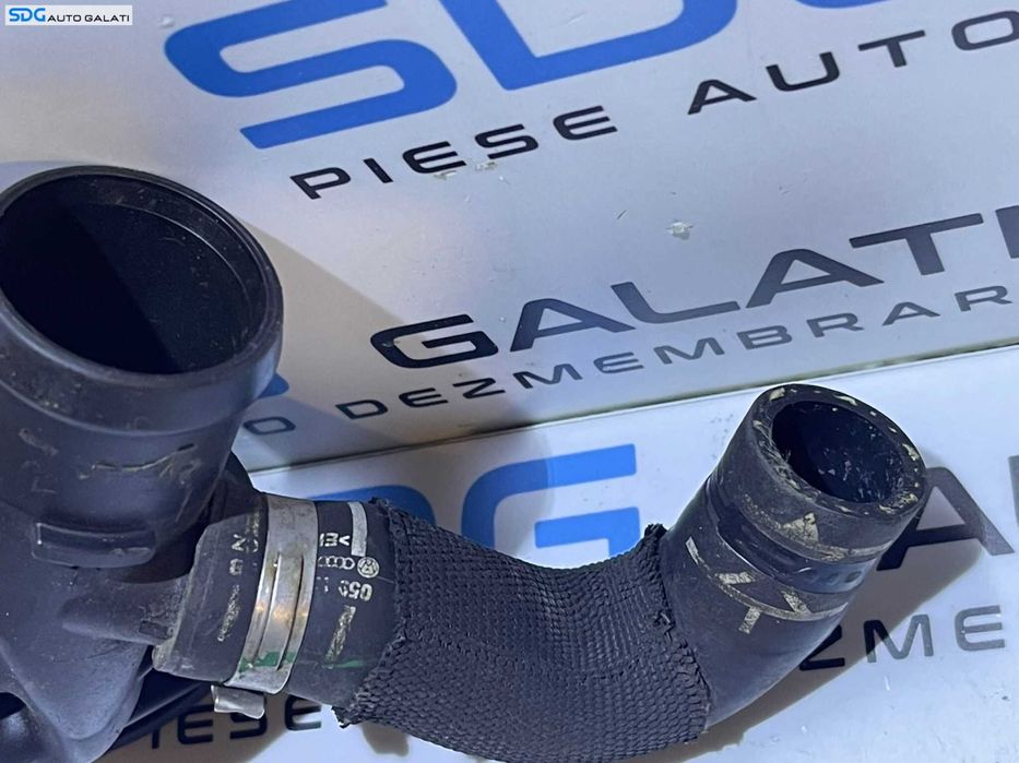 Corp Carcasa Suport Termostat Apa cu Furtun Conducta Audi Q7 3.0 TDI V6 CASA CASB 2007 - 2015 Cod 059121111N 059121102B