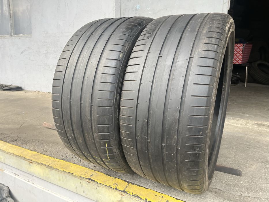 2 бр. летни гуми 275/35/20 Pirelli RSC DOT 3221 3,5 mm
