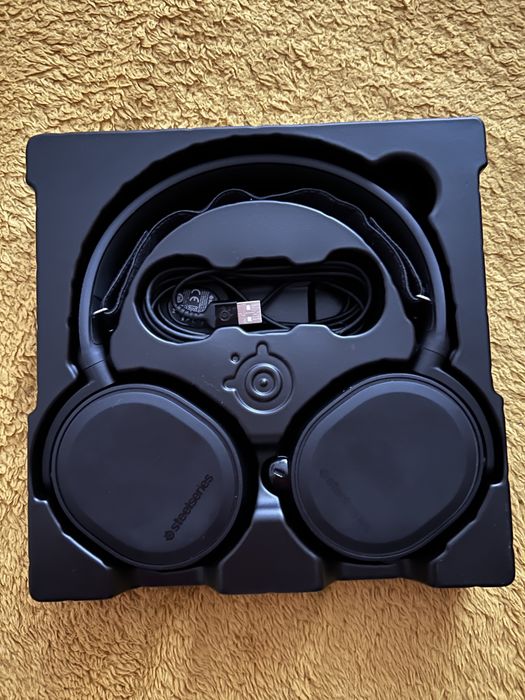 Casti Steelseries Artics 5 cu fir