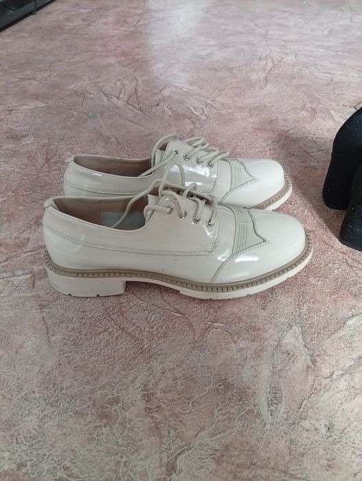 Продам обувь женская