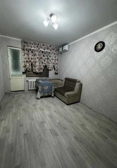 Сдаётся квартира ор-р Мега Планет  1/4/4 на Юнусабадский