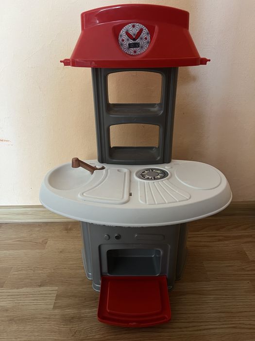 Пластмасова детска кухня