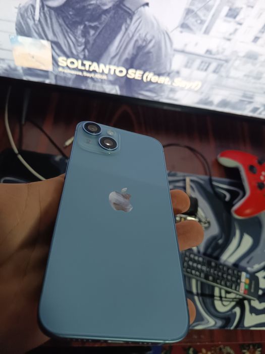 Vând iphone 14 impecabil