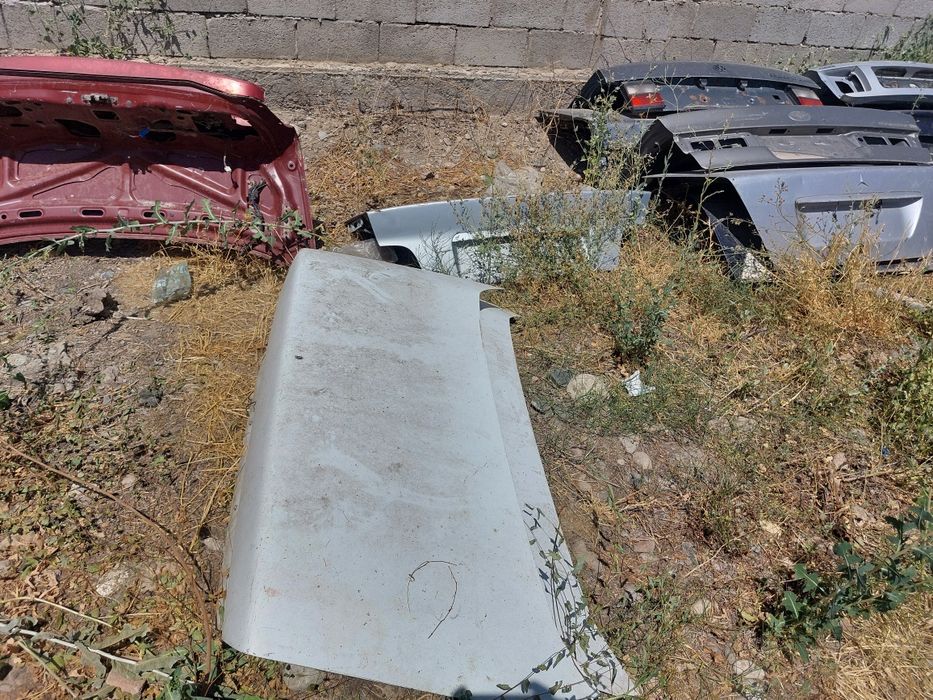 Кузовные запчасти