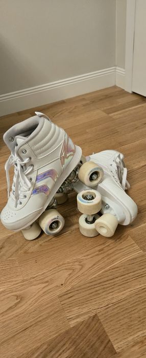 Role cu 4 roți Decathlon