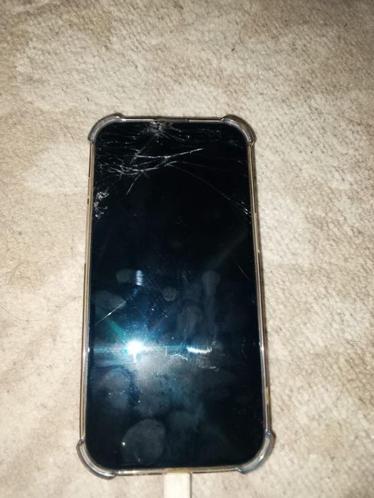 Iphone 15, базовый