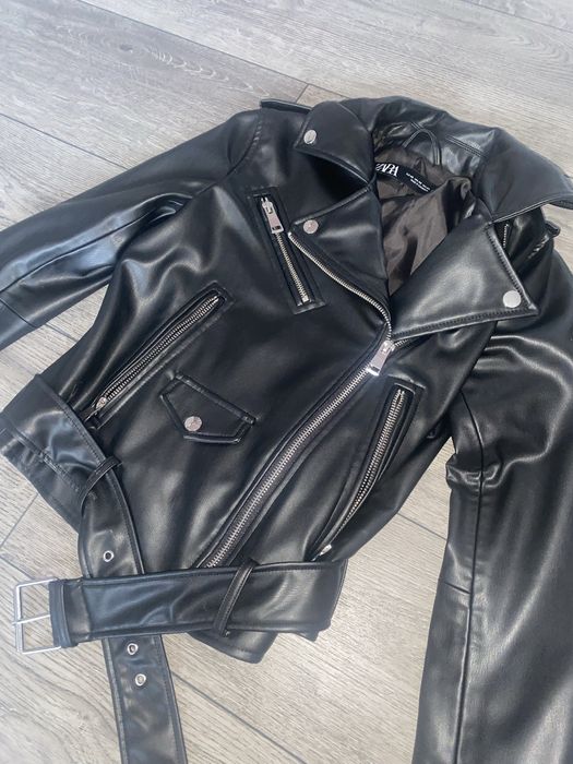 Дамско кожено яке