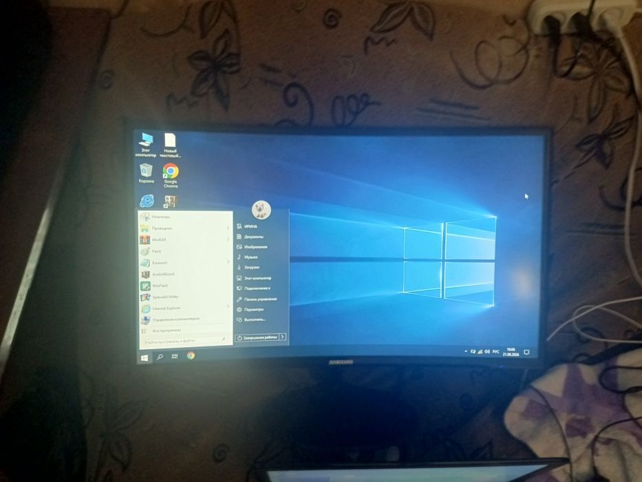 Моник 27 Samsung