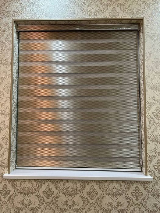 Жалюзи биринчи кол бизда