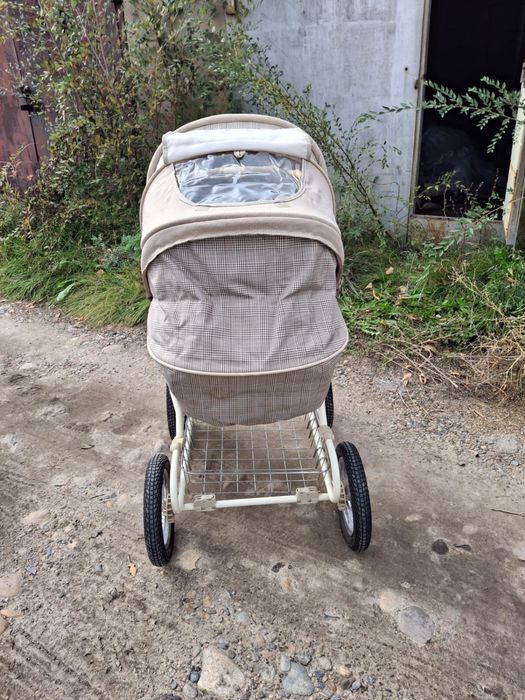 Продам детскую коляску