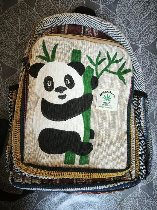Малка раница с панда